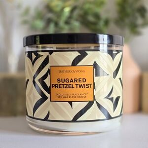 Sugared Pretzel Twist 3 Wick Candle by Bath and Body Works